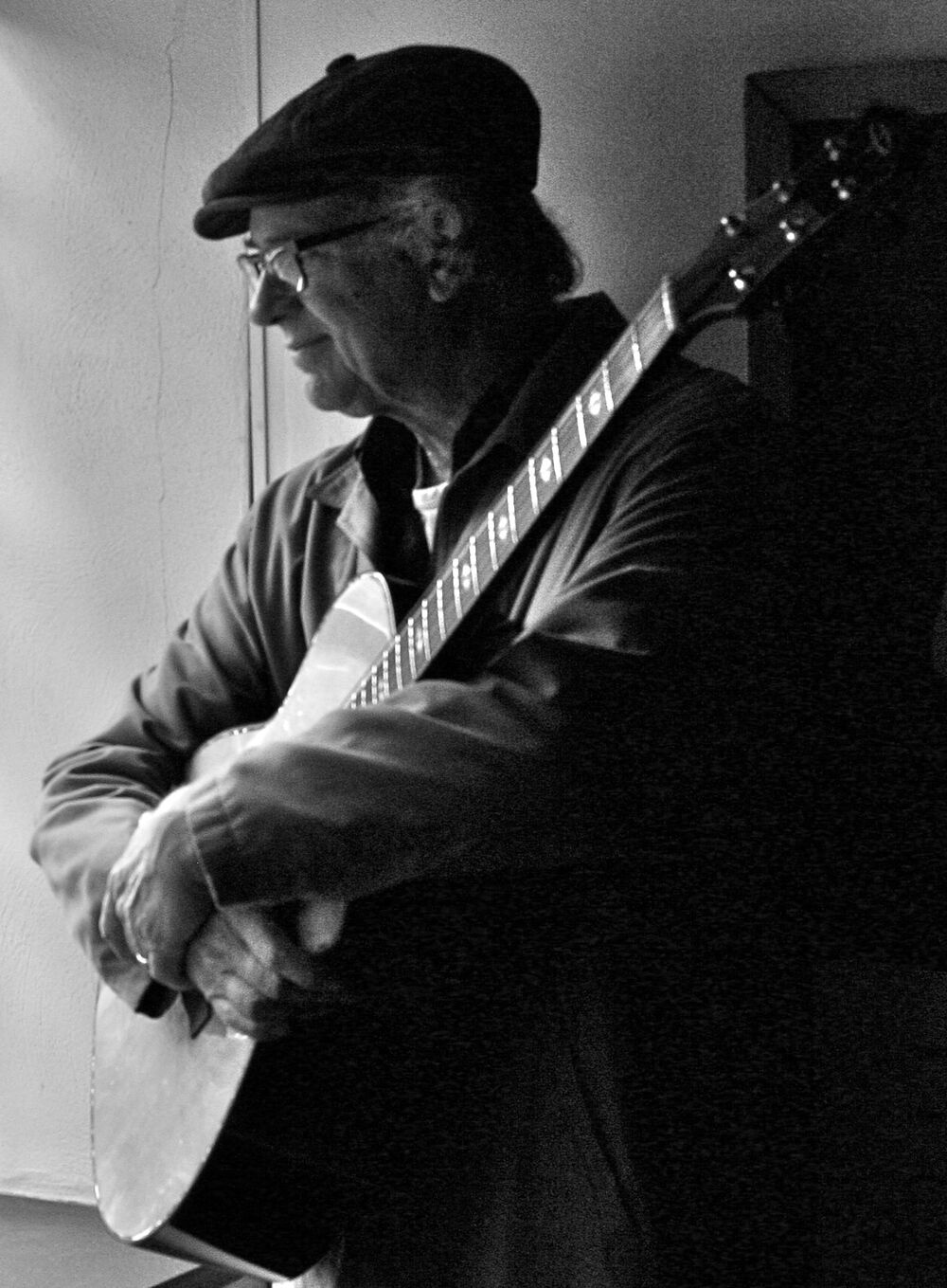 Garry Manuel